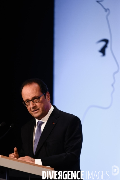 François Hollande salle Wagram.  La démocratie face au terrorisme 