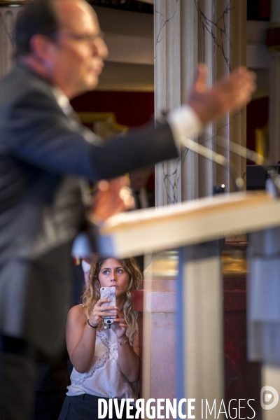 François Hollande: discours salle Wagram