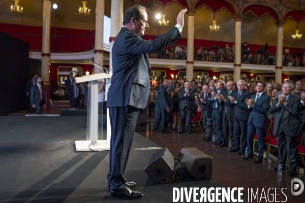 François Hollande: discours salle Wagram