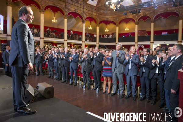 François Hollande: discours salle Wagram