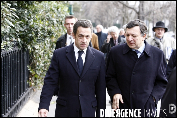 Nicolas sarkozy recoit jose manuel barroso, president de la commission europeene.