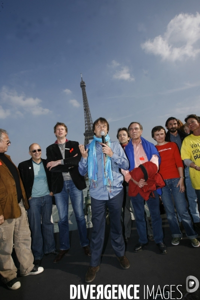 Nicolas hulot rassemble l ecologie au trocadero