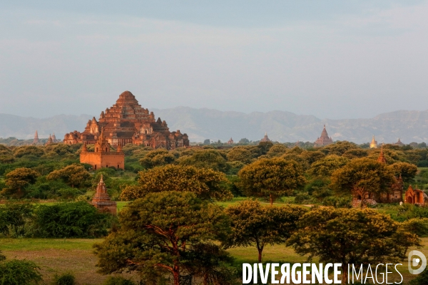 Temples de Bagan ( Birmanie )