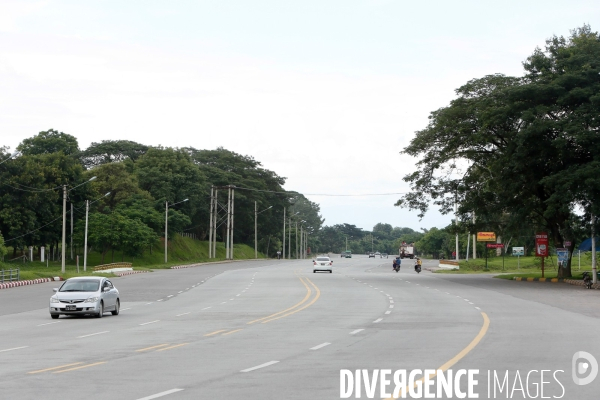 Naypyidaw ( Birmanie ) ville fantôme ou presque