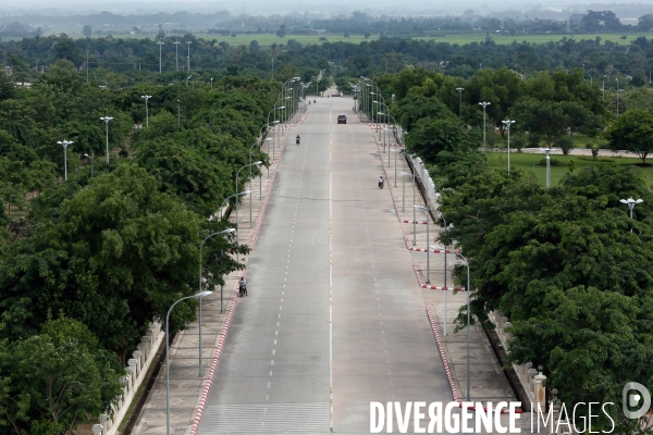 Naypyidaw ( Birmanie ) ville fantôme ou presque