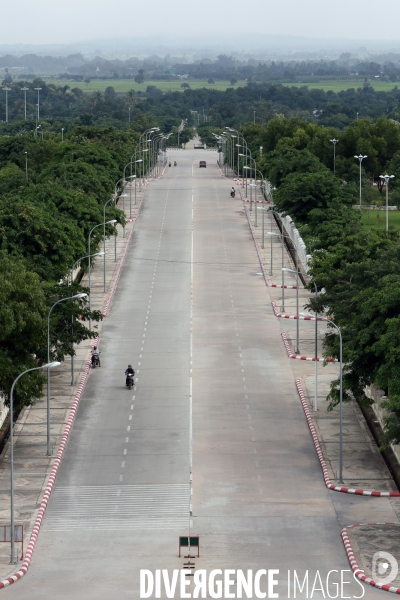 Naypyidaw ( Birmanie ) ville fantôme ou presque
