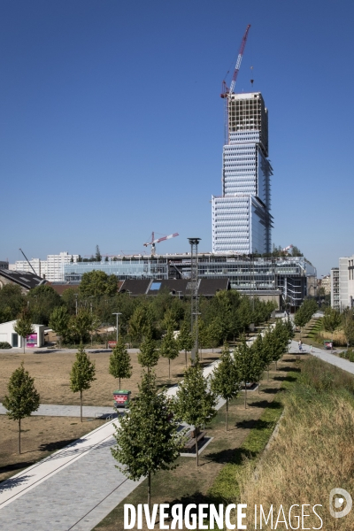 Sur le chantier du nouveau Palais de Justice dans le nord de Paris, à coté du nouveau quartier des Batignolles