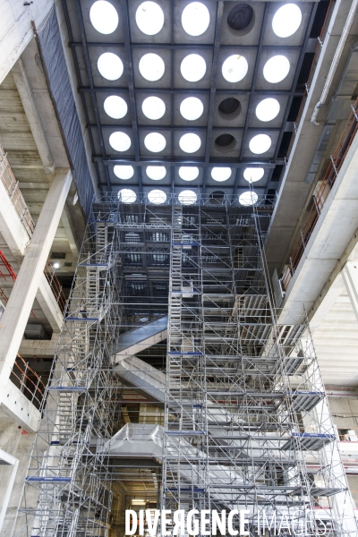 Sur le chantier du nouveau Palais de Justice dans le nord de Paris, à coté du nouveau quartier des Batignolles