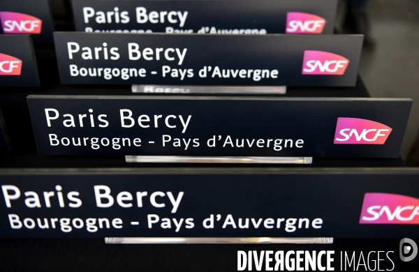 Cérémonie du changement de nom de la gare de  Paris Bercy - Bourgogne Pays d Auvergne