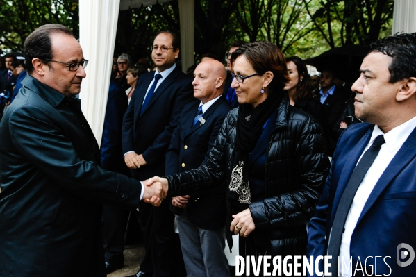 François Hollande préside la cérémonie d hommage aux victimes du terrorisme