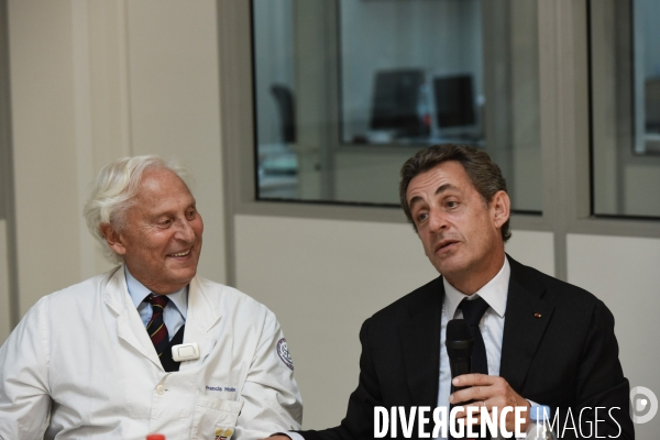 Nicolas Sarkozy, meeting, visite au groupe Holder et dédicace de son livre.