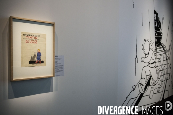 Le réalisateur Bruno Podalydès dans l expo consacrée à Hergé et Tintin au Grand Palais