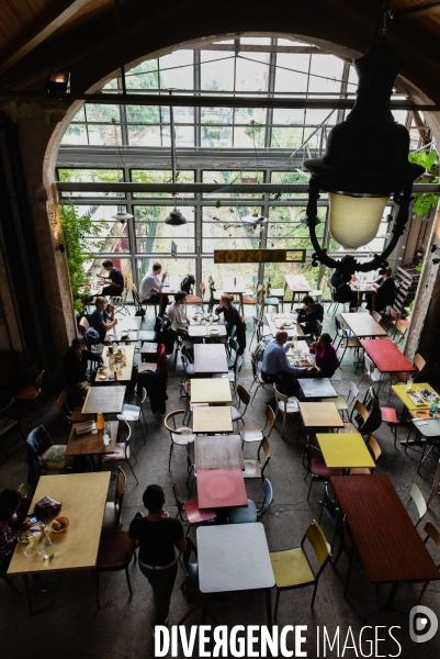 La Recyclerie, bar, restaurant, ferme et atelier de réparation à la Porte de Clignancourt