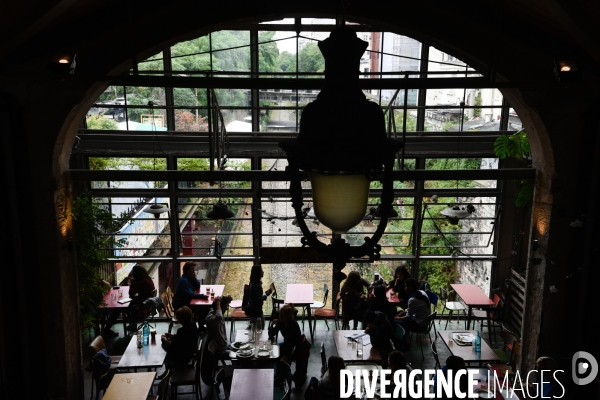 La Recyclerie, bar, restaurant, ferme et atelier de réparation à la Porte de Clignancourt