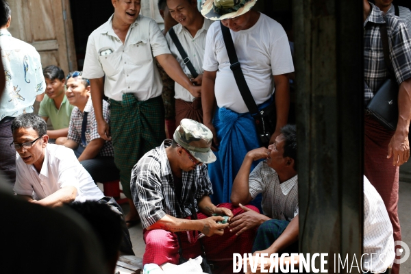 Marché du Jade à Mandalay ( Birmanie )