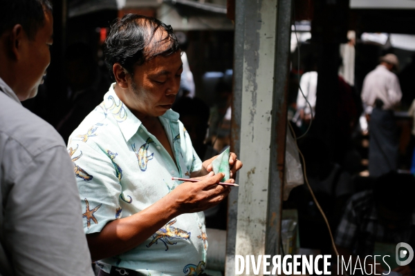 Marché du Jade à Mandalay ( Birmanie )