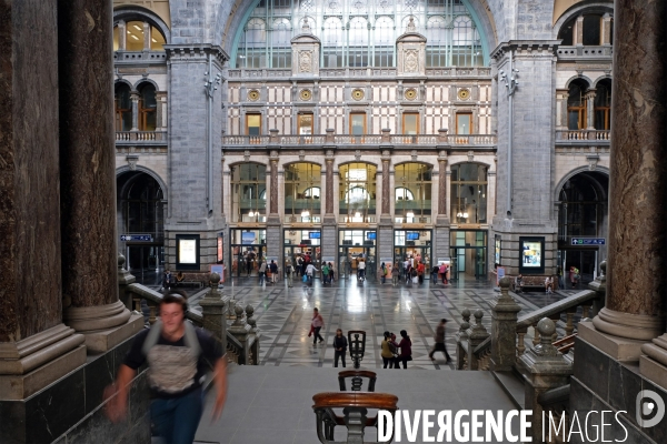 Anvers. La gare centrale une des plus belles du monde