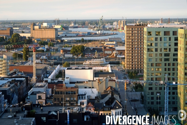 Le port d Anvers et la revitalisation de ses docks