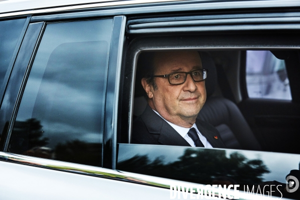 François Hollande à Dammartin-en-Goële