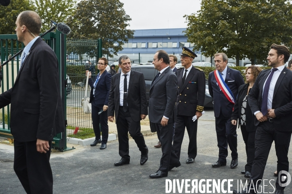 François Hollande à Dammartin-en-Goële