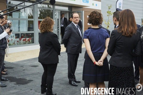 François Hollande à Dammartin-en-Goële