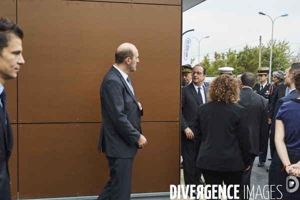 François Hollande à Dammartin-en-Goële