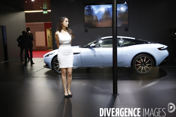 Manuel Valls PM salon de l auto 2016