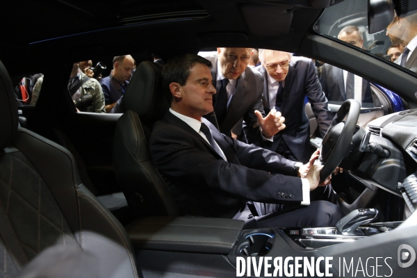 Manuel Valls PM salon de l auto 2016