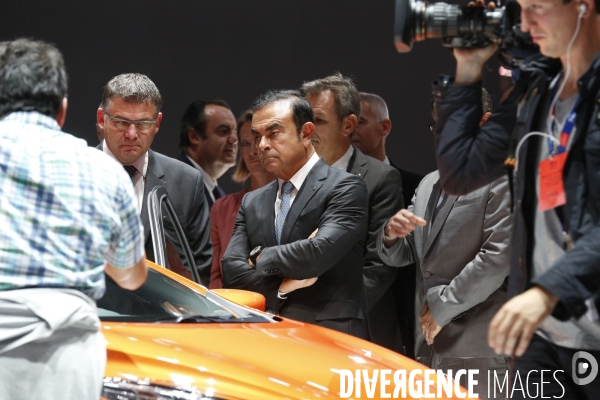 Manuel Valls PM salon de l auto 2016