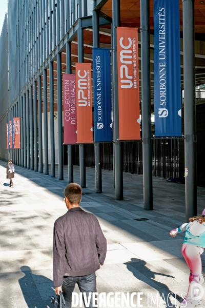Le campus Jussieu,universite Pierre et Marie Curie