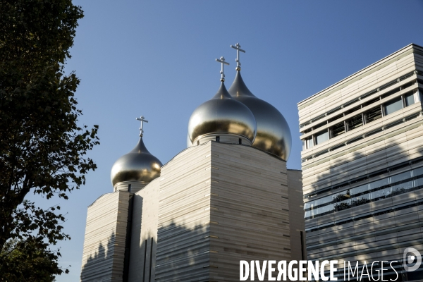 La cathédrale orthodoxe russe de la Sainte Trinité conçue par l architecte français Jean-Michel WILMOTTE, à quelques jours de son inauguration par le président russe Vladimir Poutine.