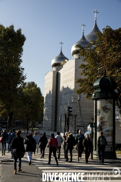 La cathédrale orthodoxe russe de la Sainte Trinité conçue par l architecte français Jean-Michel WILMOTTE, à quelques jours de son inauguration par le président russe Vladimir Poutine.