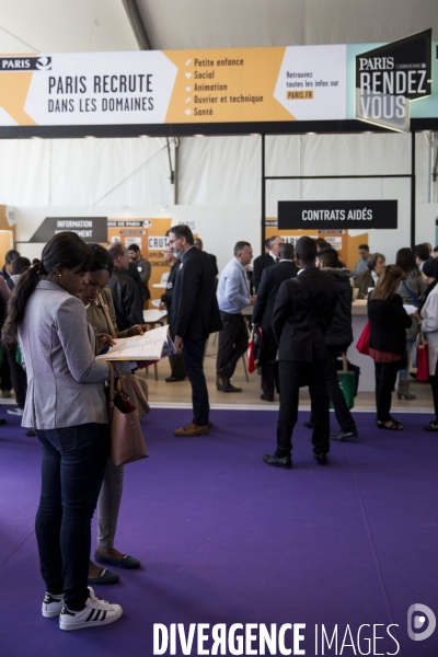 Salon Paris pour l emploi, 2 000 recruteurs proposent en direct près de 10 000 offres d emploi et de formation.