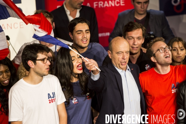 Un meeting consacré aux jeunes pour Alain JUPPE.