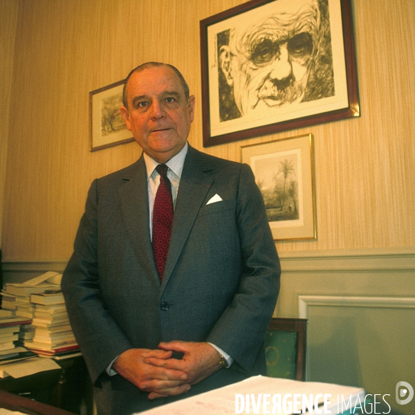 Raymond Barre