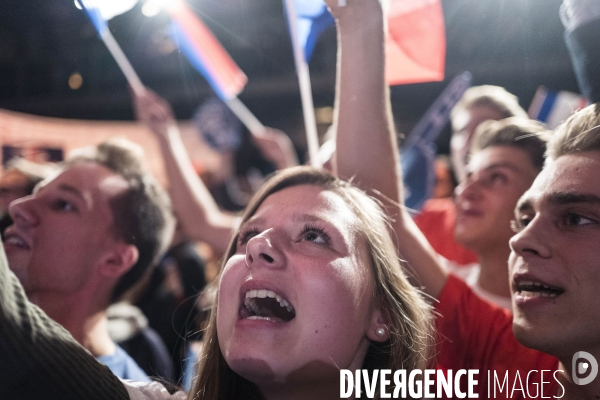 Meeting  jeunes  d Alain Juppé.