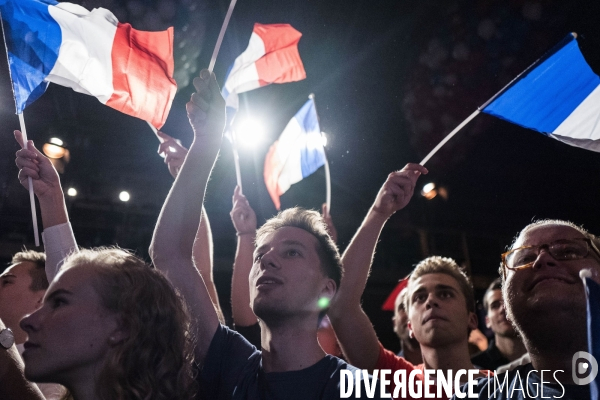Meeting  jeunes  d Alain Juppé.