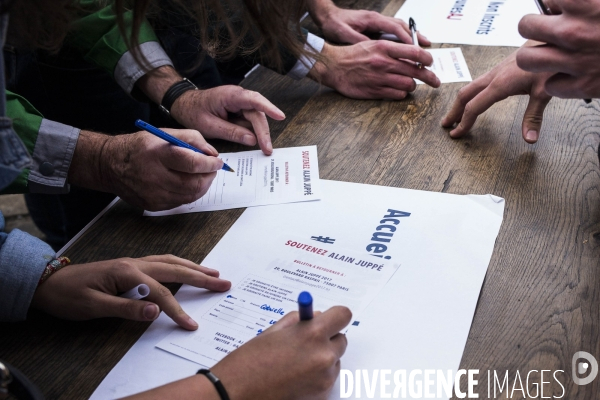 Meeting  jeunes  d Alain Juppé.