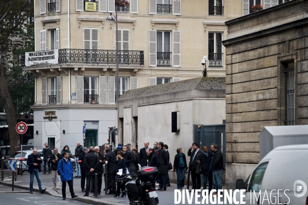 Banderoles des riverains contre l ouverture de la salle de shoot