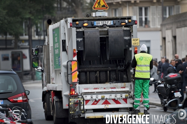 Camion poubelle