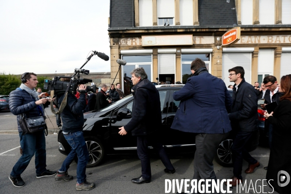 Arnaud Montebourg rencontre les organisations syndicales d Arcelormittal Florange