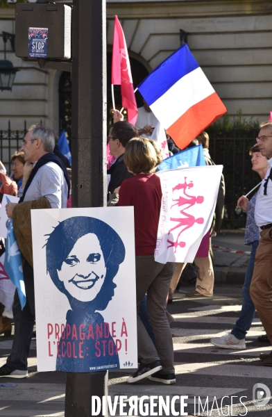 Manif pour tous. Event for all.