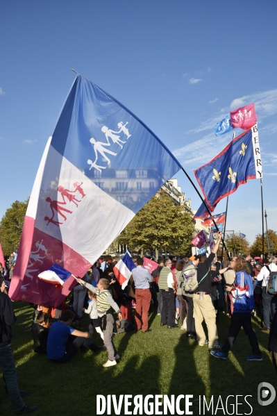 Manif pour tous. Event for all.