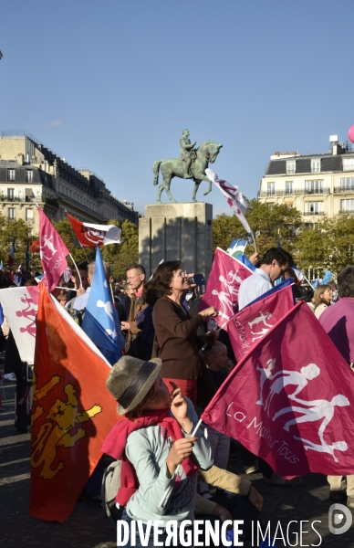 Manif pour tous. Event for all.