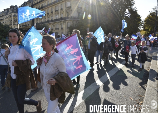 Manif pour tous. Event for all.