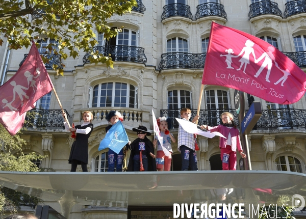 Manif pour tous. Event for all.