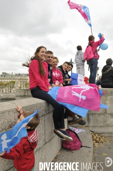 Manif pour tous. Event for all.