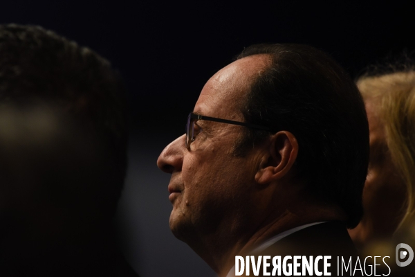 François Hollande visite le hub de Fedex