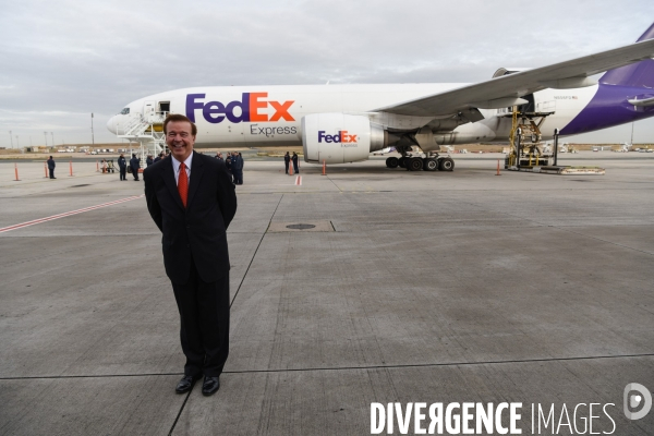 François Hollande visite le hub de Fedex