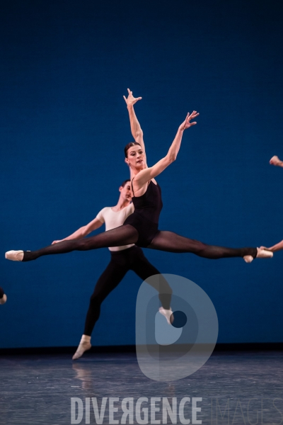 Violin Concerto / George Balanchine